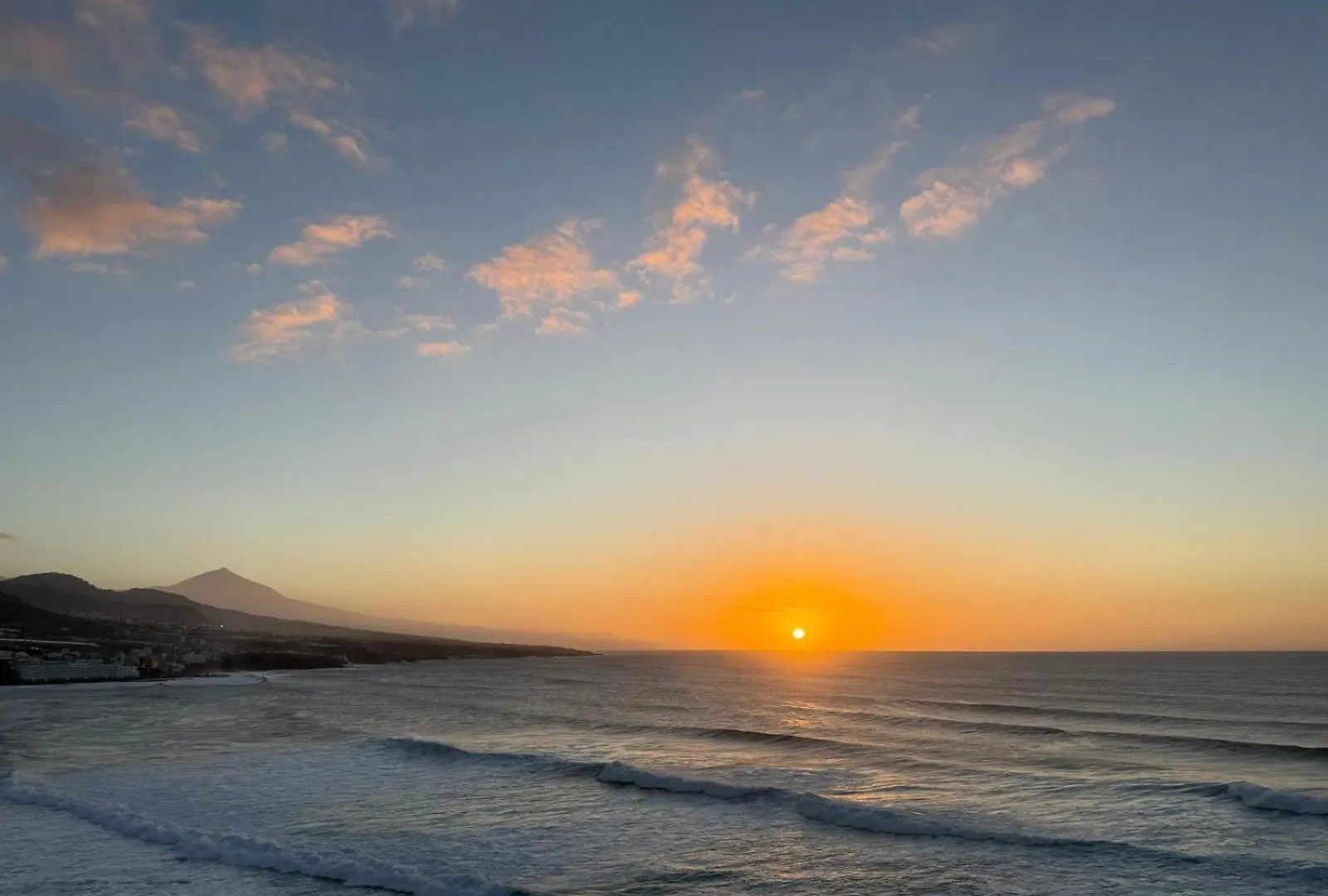 Altagay, Apartamento Frente Al Mar, Vistas A El Teide Punta Del Hidalgo 0*,  Spanien